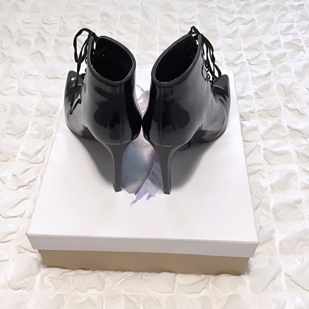 Zara Black Patent Pointed Lace-Up Ankle Boots - Picture 3 of 3